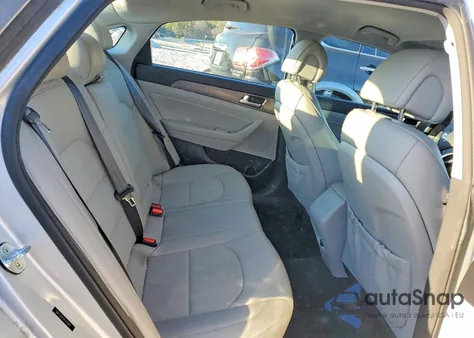 2015 Hyundai Sonata Sport z USA, uszkodzony, nr VIN 5NPE34AFXFH215811